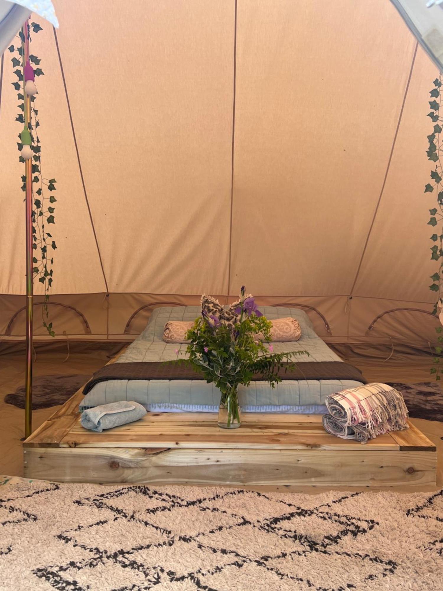 Bluebell Tent At Ballyward Croft Ardkeen Екстериор снимка